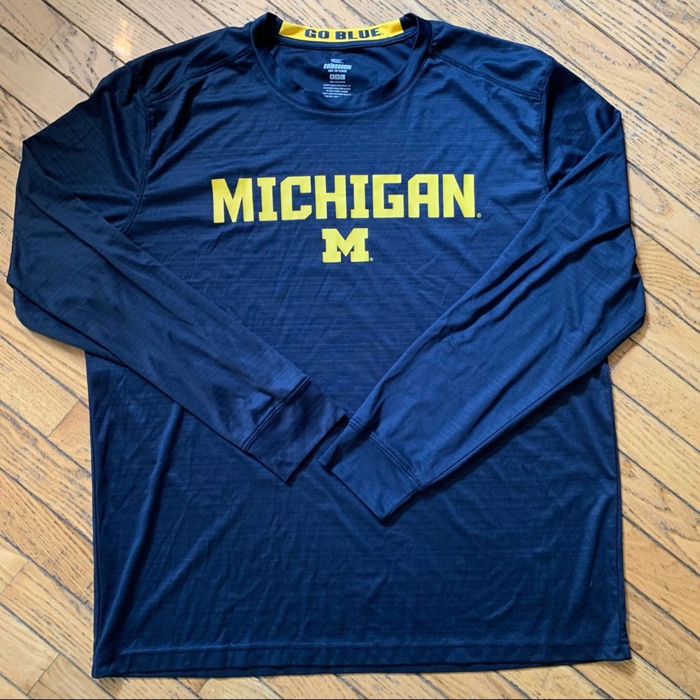 ❤️Colosseum U of M, Long Sleeve Dry Fit!